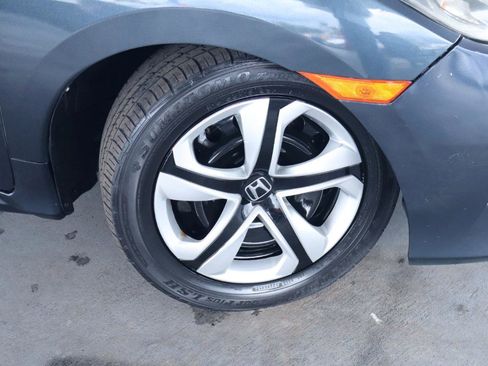 Used 2018 Honda Civic LX image 3
