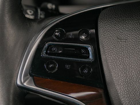 Used 2018 Cadillac Escalade Premium Luxury image 43