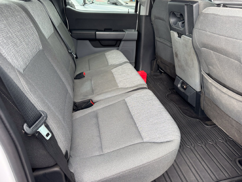 Used 2022 Ford F150 XLT w/ Trailer Tow Package AWD/4WD image 5