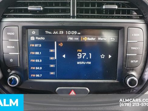 Used 2025 Kia Soul LX w/ LX Technology Package FWD image 37