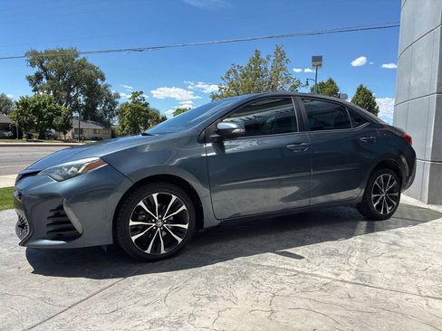 Used 2018 Toyota Corolla SE w/ Carpet Mat Package (TMS) FWD image 4