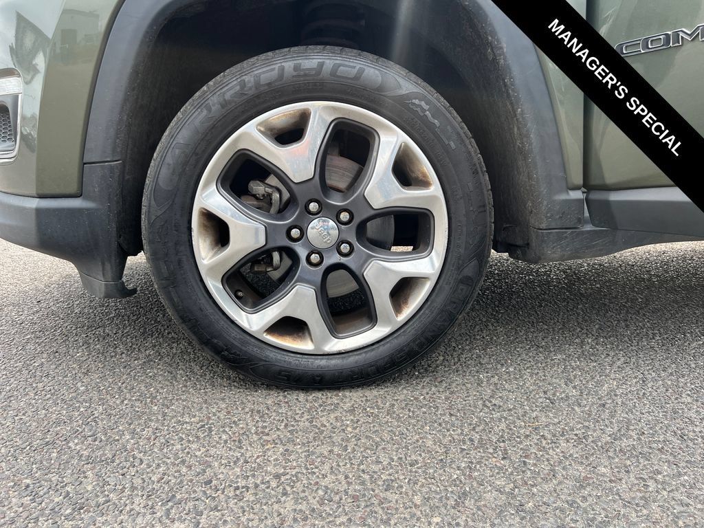 Used 2019 Jeep Compass Limited w/ Advanced Safety Group AWD/4WD image 10