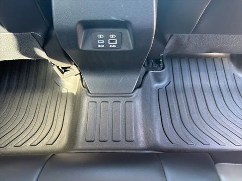 Used 2024 Subaru Crosstrek 2.5i Limited image 14