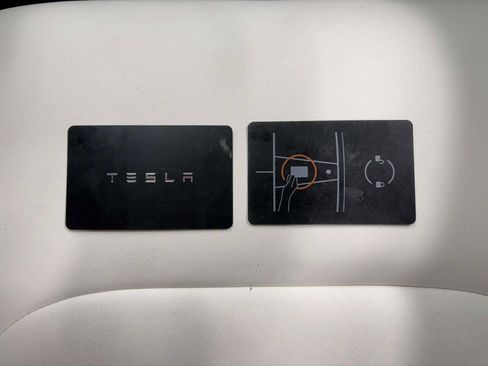 Used 2020 Tesla Model 3 Long Range image 43