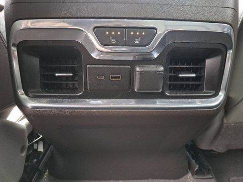 Used 2019 GMC Sierra 1500 SLT w/ SLT Premium Plus Package image 11