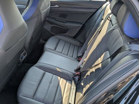 Used 2024 Volkswagen Golf R image 9