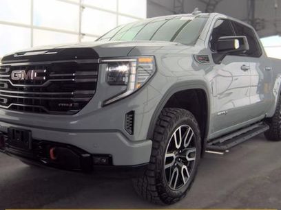 Used 2025 GMC Sierra 1500 AT4 w/ AT4 Premium Package