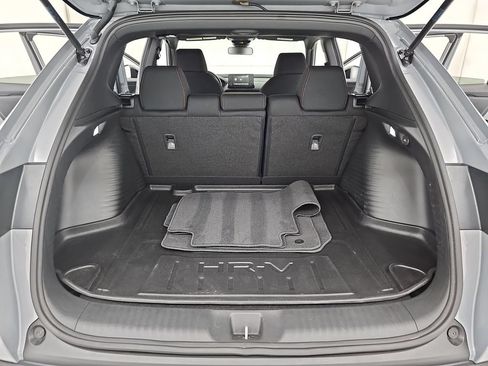 Used 2024 Honda HR-V Sport image 16