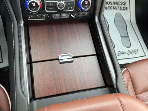 Used 2024 GMC Yukon XL Denali Ultimate image 50