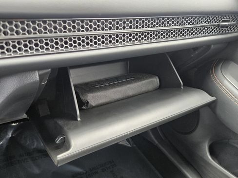 Certified 2025 Honda HR-V Sport image 22