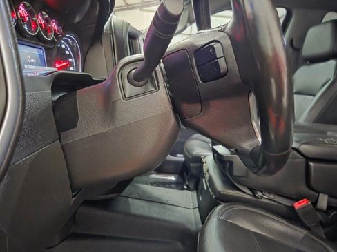 Used 2020 Chevrolet Silverado 1500 LT w/ Texas Edition AWD/4WD image 42