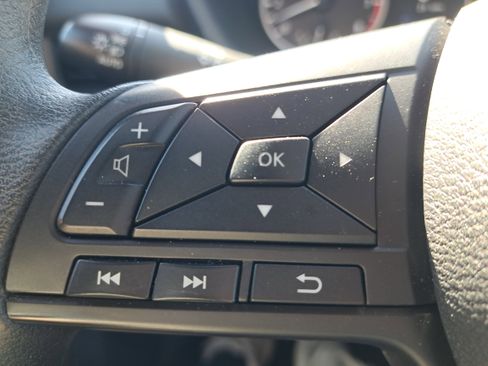 Used 2025 Nissan Sentra S image 20