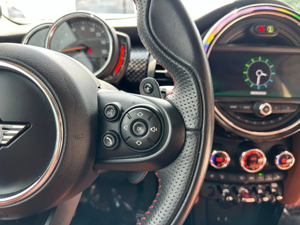 Used 2020 MINI Cooper S FWD image 27