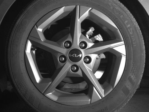 Used 2025 Kia K4 LXS image 14