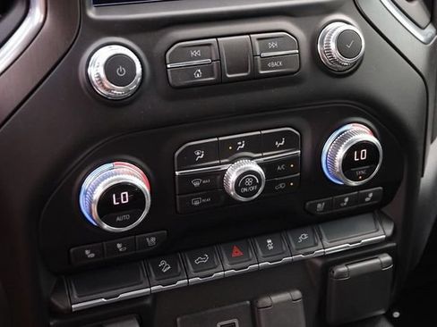 Used 2021 GMC Sierra 1500 AT4 AWD/4WD image 19