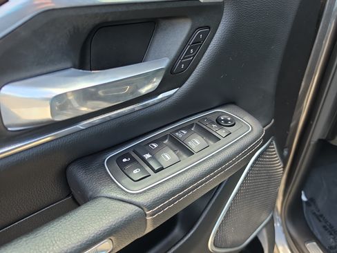 Used 2021 RAM 1500 Laramie w/ Protection Group AWD/4WD image 19
