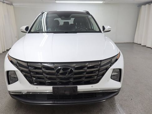 Used 2022 Hyundai Tucson Limited AWD/4WD image 2