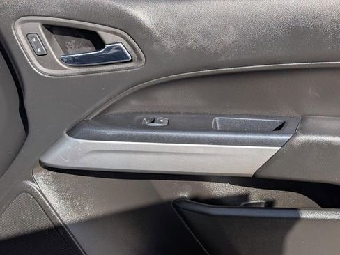 Used 2022 Chevrolet Colorado LT w/ Fleet Safety Package image 25