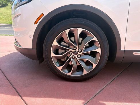 Used 2023 Lincoln Nautilus Reserve w/ Equipment Group 201A AWD/4WD image 60