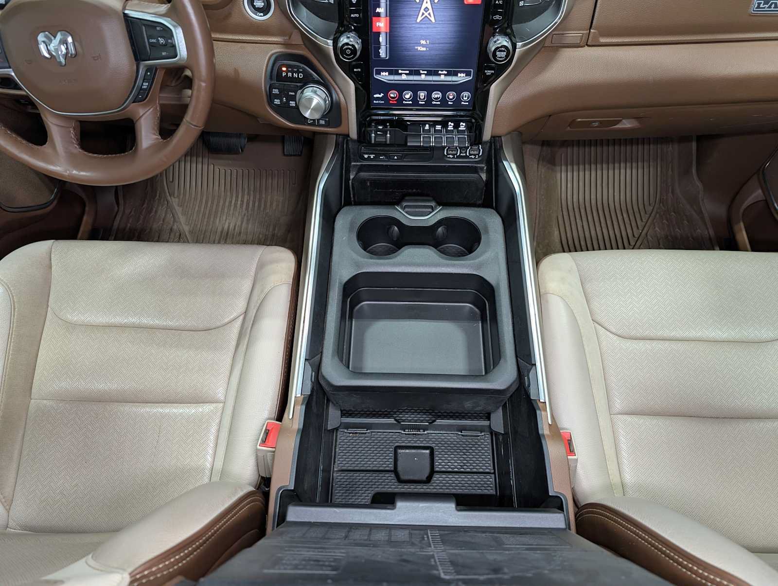 Used 2019 RAM 1500 Laramie AWD/4WD image 23