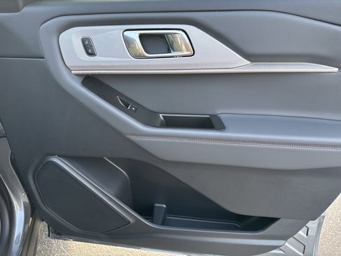 New 2026 Ford Explorer Active w/ Active Comfort Package image 14