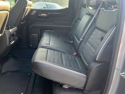 Used 2024 GMC Sierra 1500 AT4X image 28