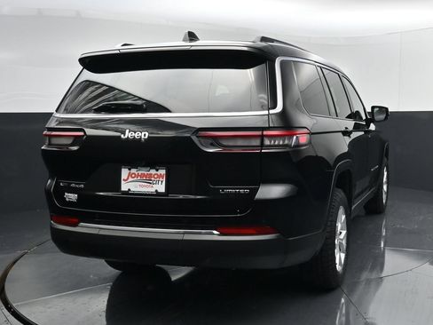 Used 2023 Jeep Grand Cherokee L Limited AWD/4WD image 6