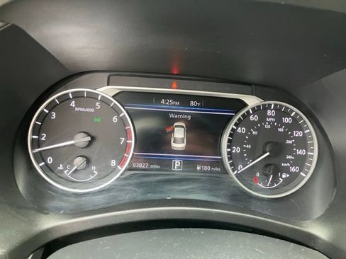Used 2021 Nissan Sentra SV FWD image 3