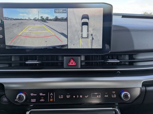 New 2026 Kia Carnival SX image 30