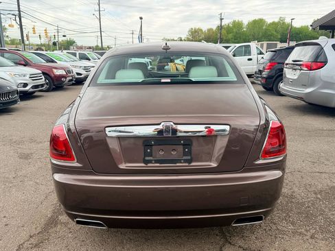 Used 2012 Rolls-Royce Ghost RWD image 9
