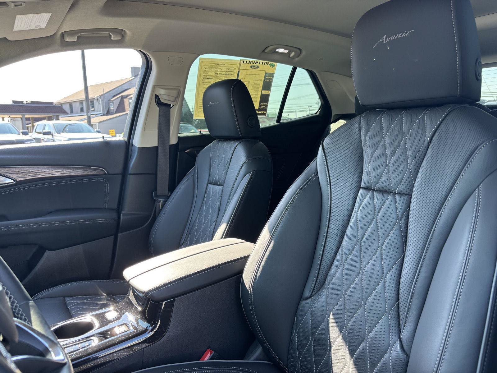 Used 2023 Buick Envision Avenir AWD/4WD image 17