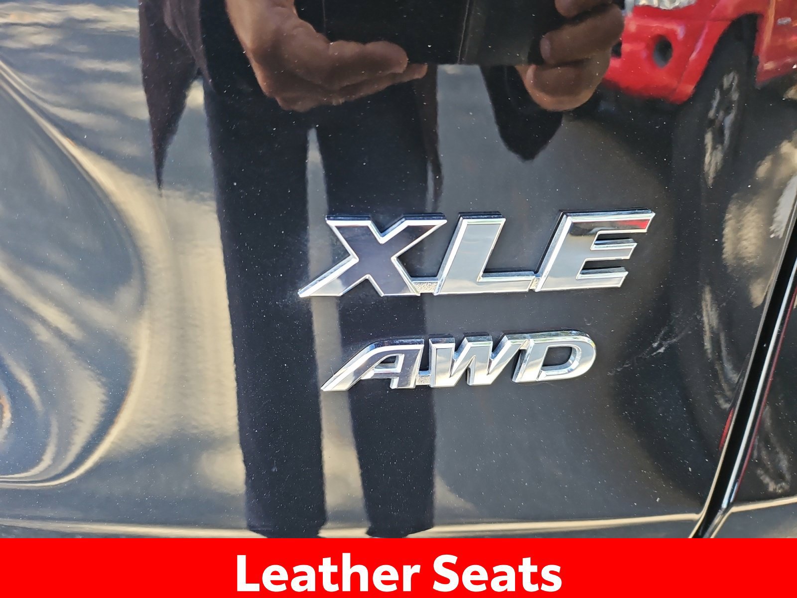 Used 2025 Toyota RAV4 XLE Premium w/ Weather Package AWD/4WD image 13