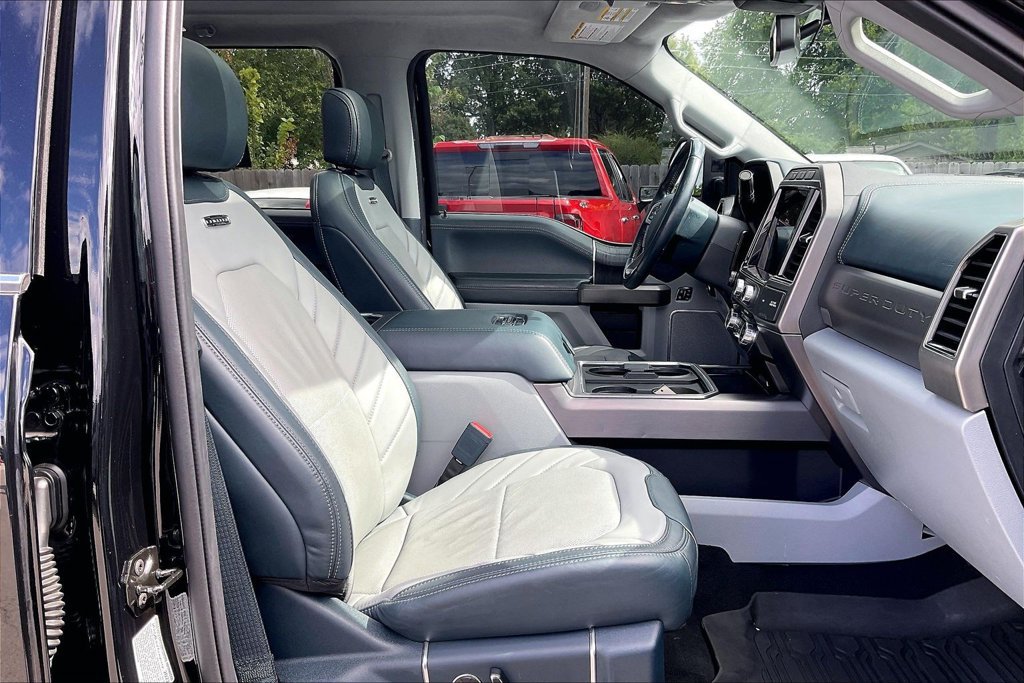 Used 2022 Ford F350 Limited w/ FX4 Off-Road Package AWD/4WD image 9