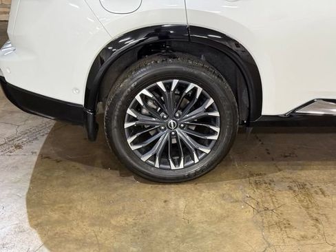 Certified 2026 Nissan Rogue Platinum w/ Platinum Premium Package AWD/4WD image 6