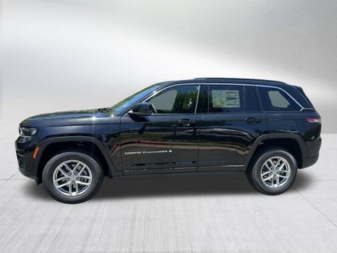 New 2026 Jeep Grand Cherokee Laredo X RWD image 8