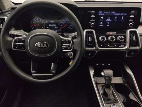 Used 2021 Kia Sorento LX FWD image 22