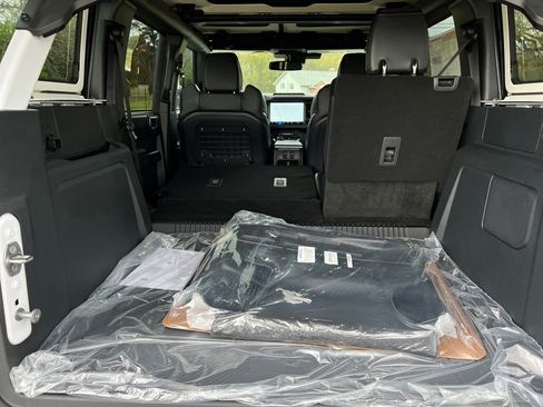 New 2025 Ford Bronco Raptor w/ Interior Carbon Fiber Pack image 44