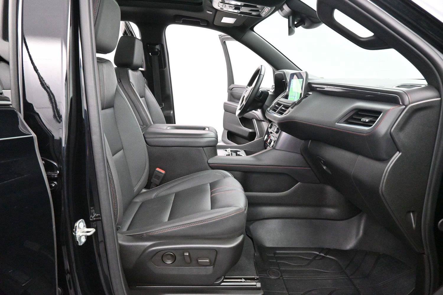 Used 2024 Chevrolet Tahoe RST w/ Luxury Package AWD/4WD image 36