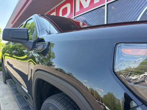 Used 2024 GMC Sierra 1500 Elevation w/ X31 Off-Road Package AWD/4WD image 2