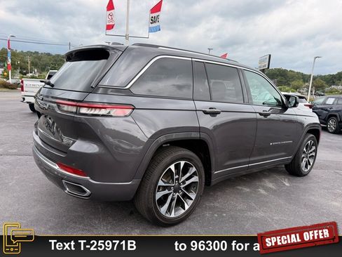 Used 2023 Jeep Grand Cherokee Overland image 4