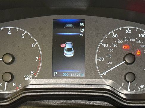 Used 2024 Toyota Corolla LE FWD image 31