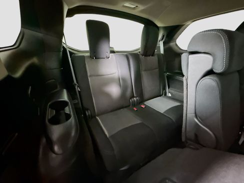 Used 2019 Nissan Pathfinder SV AWD/4WD image 41
