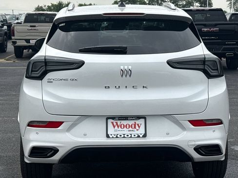 New 2026 Buick Encore GX Avenir w/ Avenir Convenience Package AWD/4WD image 9