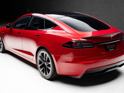 Used 2022 Tesla Model S Plaid image 23