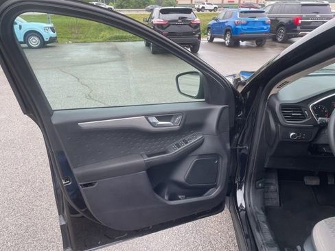 Used 2020 Ford Escape SE AWD/4WD image 19