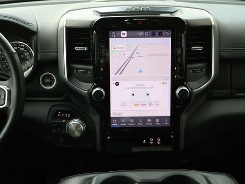 Used 2025 RAM 1500 Laramie image 14