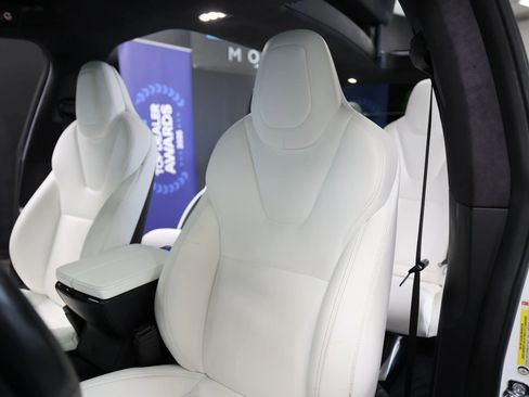 Used 2019 Tesla Model X Long Range AWD/4WD image 30