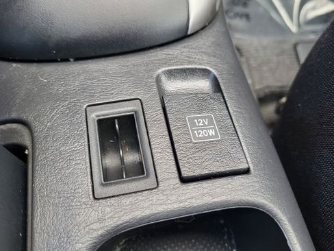 Used 2005 Toyota RAV4 4WD image 24