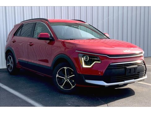 Used 2024 Kia Niro LX FWD image 29