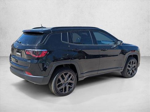 New 2026 Jeep Compass Limited AWD/4WD image 2